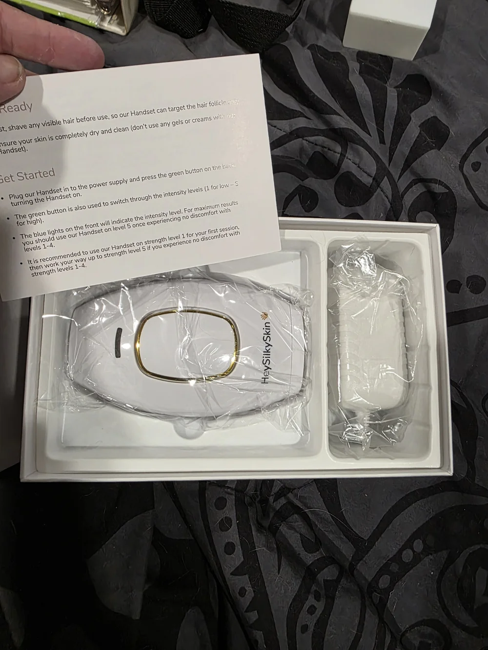 HeySilkySkin Advanced IPL Hair Removal Handset - White & Pink